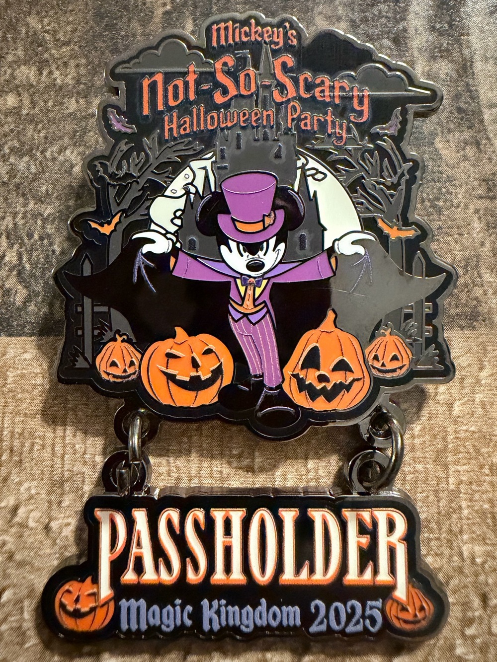 Mickey’s Not-So-Scary Halloween Party 2025 Pin Passholder Mickey Limited Edition